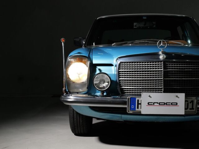 クラシックベンツ　旧車カタログ　まとめ売り メルセデス・ベンツ 名車たちの系譜 | 内藤 毅 |本 | 通販 | Amazon